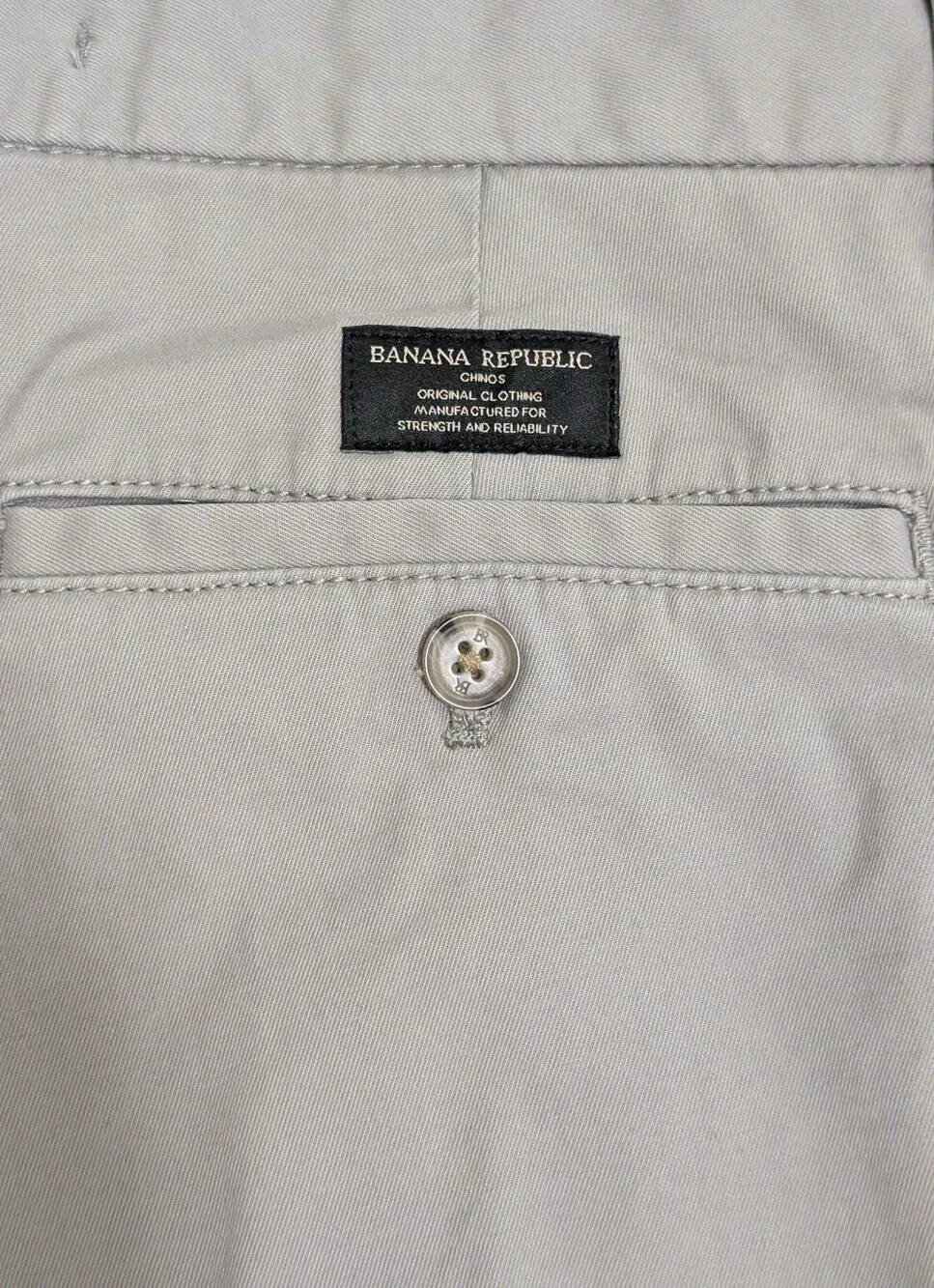 Banana Republic Lived-In Chino Skinny Fit Embroidered BR Logo Gray Pants•32×32